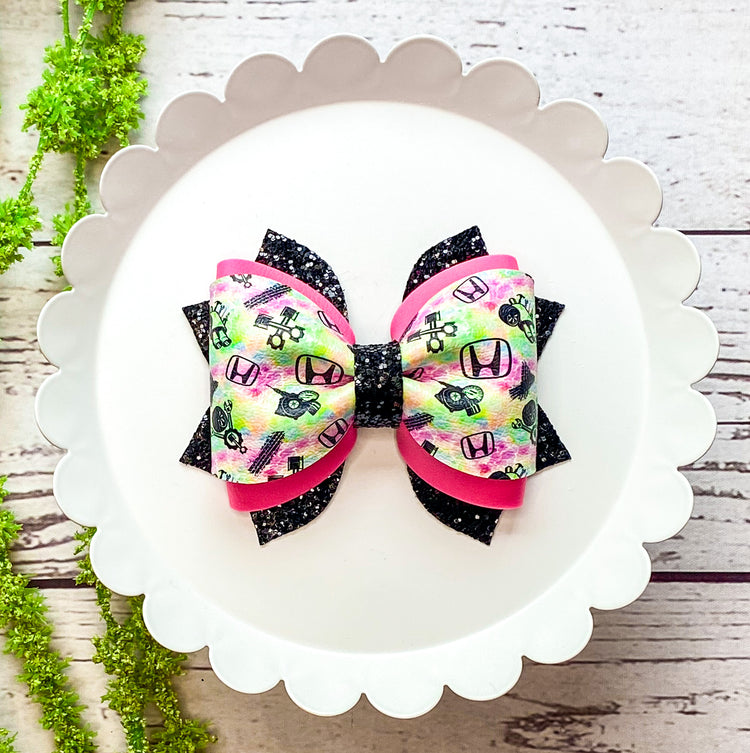 Car Lover Pinch Bow