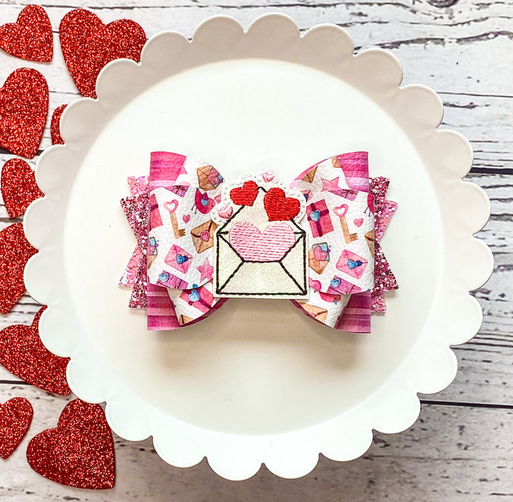 Love Mail Triple Loop Bow