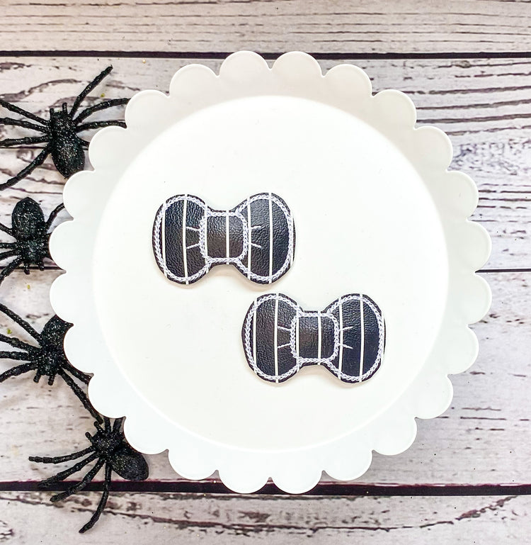 Jack Stripes Too Bow Snap Clips